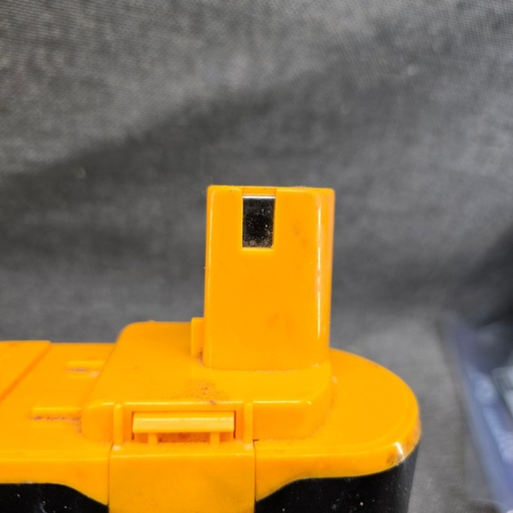 Mighty Max Battery 18V 3600mAh Ni-MH Replacement Tool Battery Yellow untested